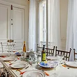 Superbe Haussmannien 4br 10p Parc Monceau Paris