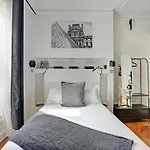 Superbe Haussmannien 4br 10p Parc Monceau