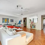 Superbe Haussmannien 4br 10p Parc Monceau *