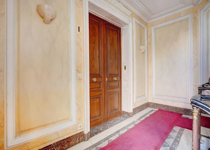 Charming - 4br -10p- Madeleine Апартаменты *