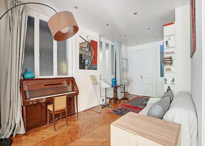 Superbe Haussmannien 4br 10p Parc Monceau شقة