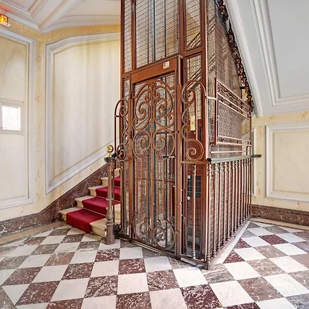 Superbe Haussmannien 4br 10p Parc Monceau * París