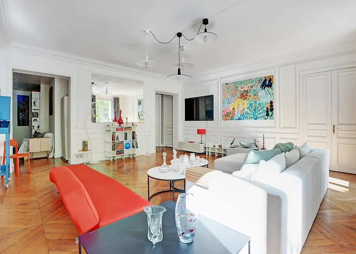 Διαμέρισμα Superbe Haussmannien 4br 10p Parc Monceau Παρίσι